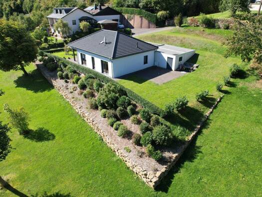 Haus zum Kauf 475.000 € 4 Zimmer 93,4 m² 1.171 m² Grundstück frei ab sofort Gondenbrett 54595
