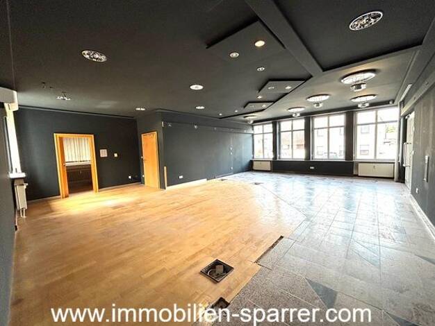 Büro zur Miete 690 € 3 Zimmer 157,5 m² Bürofläche Kohlberg Kohlberg 92702