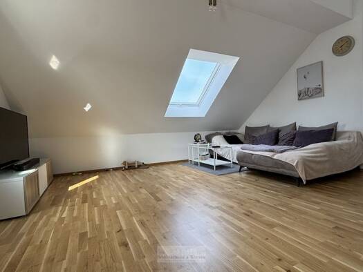 Wohnung zur Miete 1.150 € 3,5 Zimmer 93 m² Donaustauf Donaustauf 93093