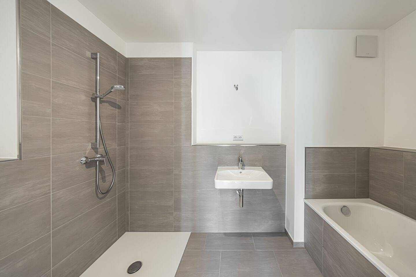 Terrassenwohnung zum Kauf - Neubau - Ansicht 4