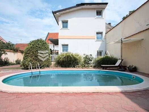 Haus zum Kauf 950.000 € 10 Zimmer 700 m² Donji grad Tenja 31000