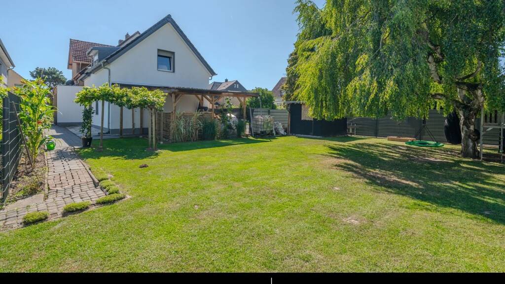 Mehrfamilienhaus zum Kauf 559.000 € 9 Zimmer 280 m² 1.200 m² Grundstück Diebrock Herford 32051