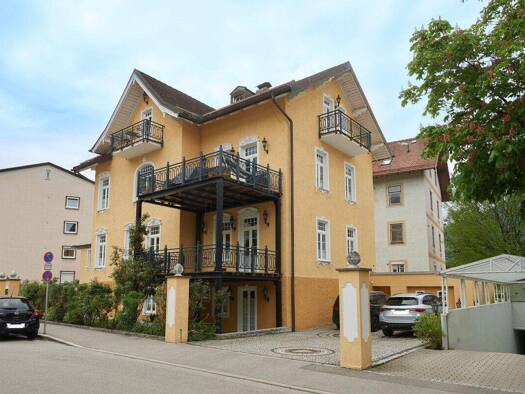 Villa zum Kauf 2.385.000 € 16 Zimmer 402 m² 475 m² Grundstück Bad Reichenhall 83435