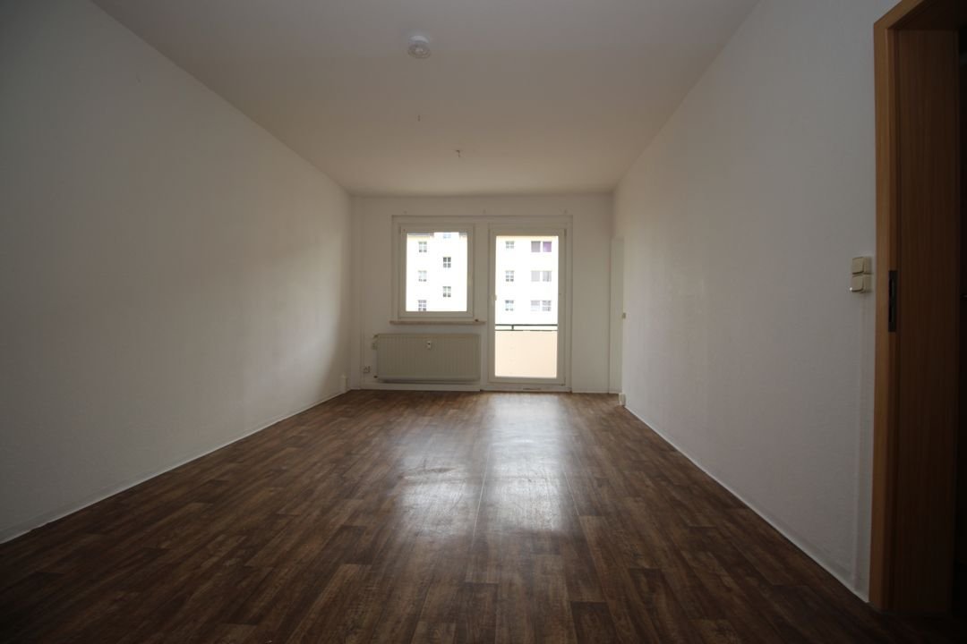 Wohnung zur Miete 594,05 € 6 Zimmer 115,4 m²<br/>Wohnfläche EG<br/>Geschoss ab sofort<br/>Verfügbarkeit Heinestraße 7 Syrau Rosenbach/Vogtland 08548