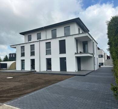 Doppelhaushälfte zur Miete - Neubau 2.280 € 4 Zimmer 190 m² 350 m² Grundstück frei ab sofort Südlengern Kirchlengern 32278