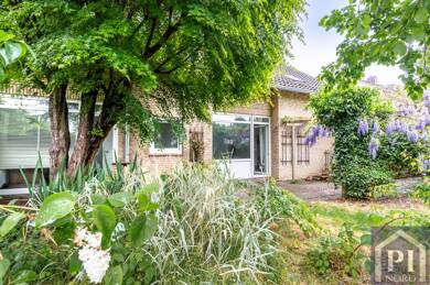 Reihenendhaus zum Kauf provisionsfrei 499.000 € 8 Zimmer 189,6 m² 581 m² Grundstück Pries Kiel 24159