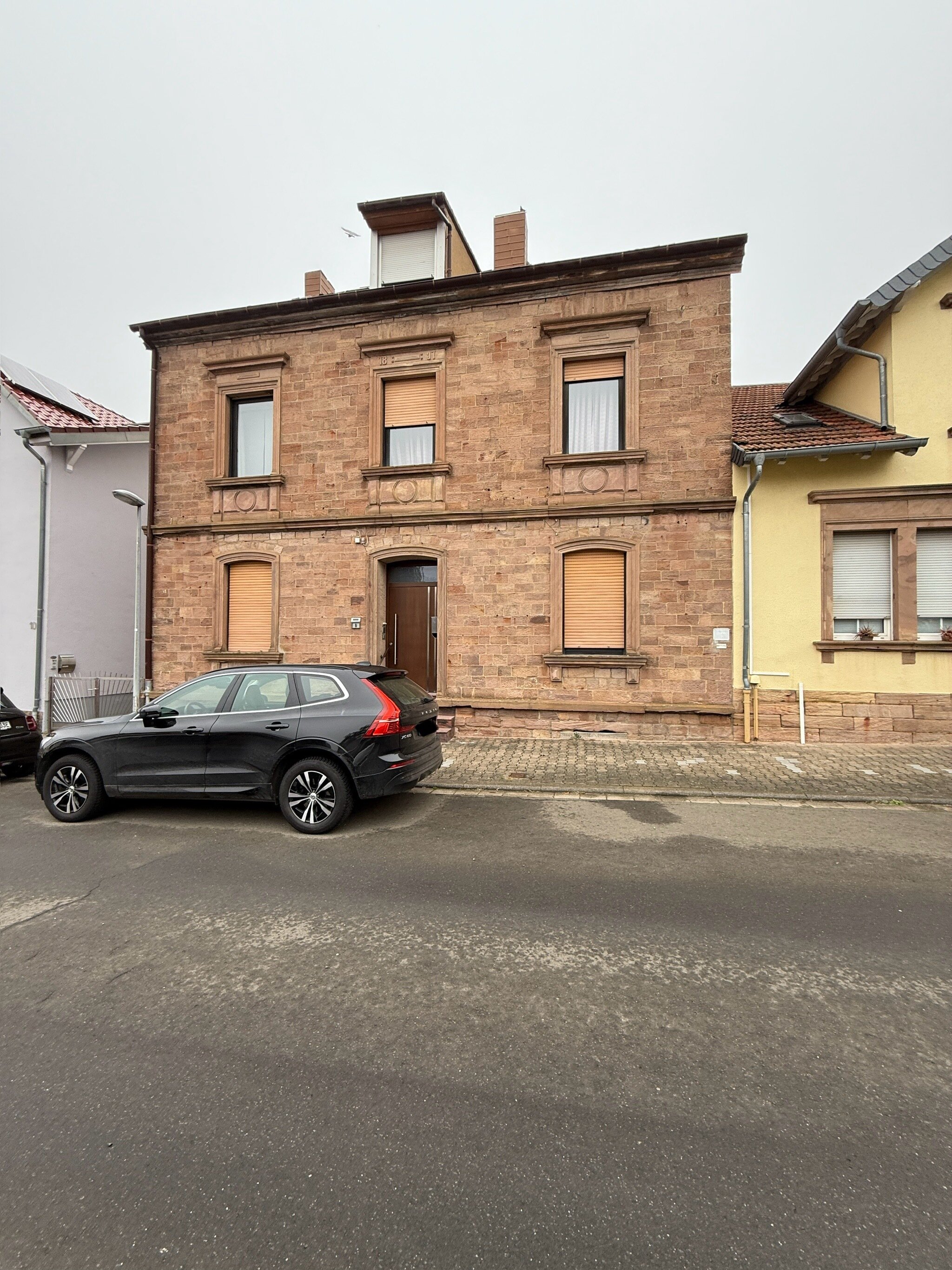 Mehrfamilienhaus zum Kauf 525.000 € 8 Zimmer 298 m²<br/>Wohnfläche 982 m²<br/>Grundstück Kirchheimbolanden Kirchheimbolanden 67292