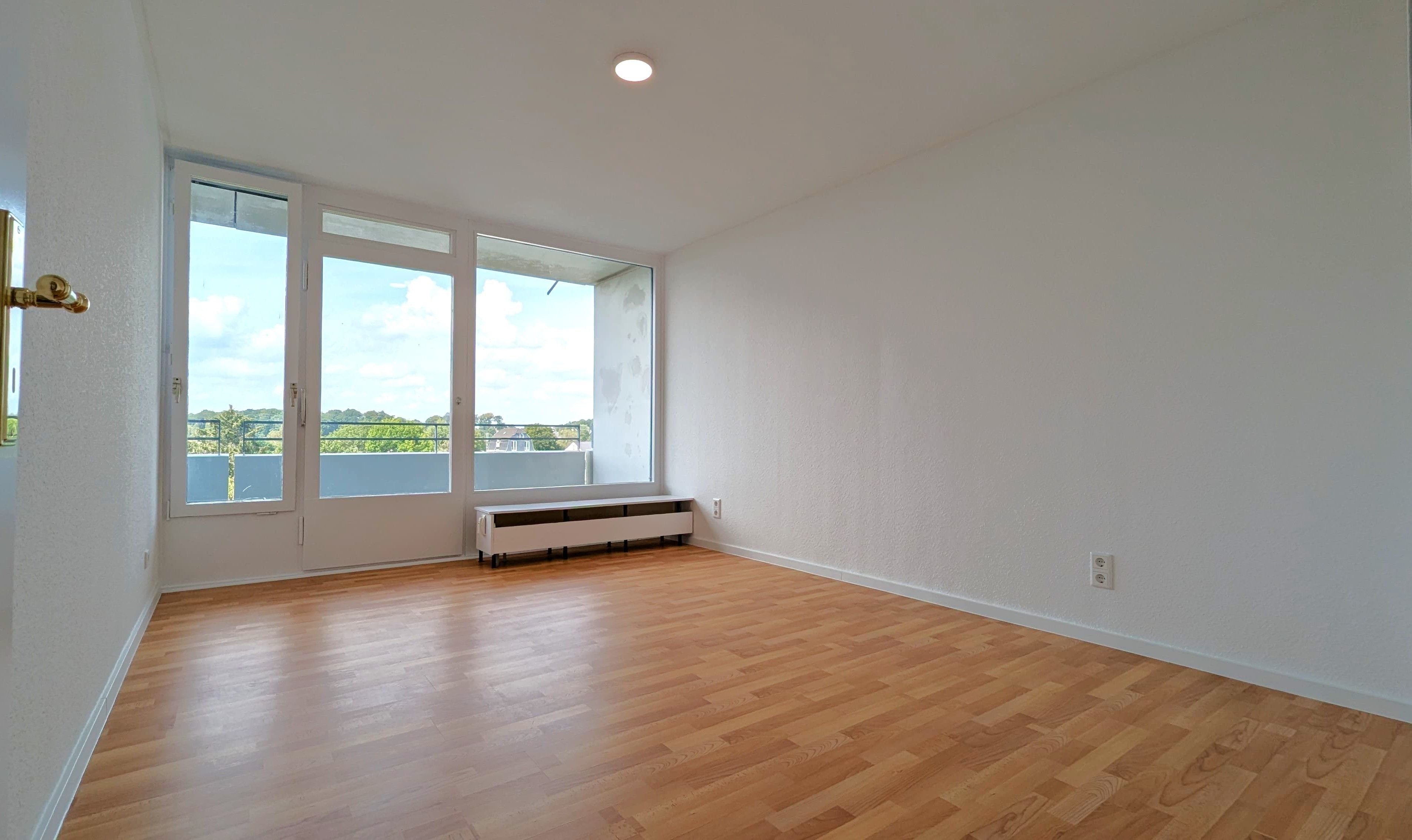 Wohnung zum Kauf 209.000 € 3 Zimmer 88 m²<br/>Wohnfläche 10.<br/>Geschoss ab sofort<br/>Verfügbarkeit Uellendahl - Ost Wuppertal 42109