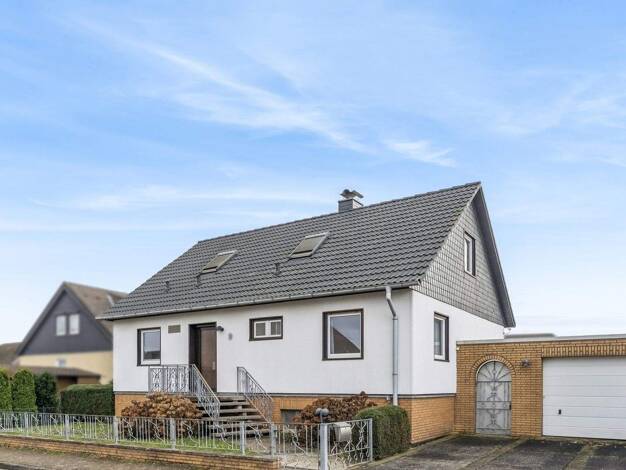 Einfamilienhaus zum Kauf 249.000 € 5,5 Zimmer 144 m² 585 m² Grundstück Schulenburg Pattensen 30982