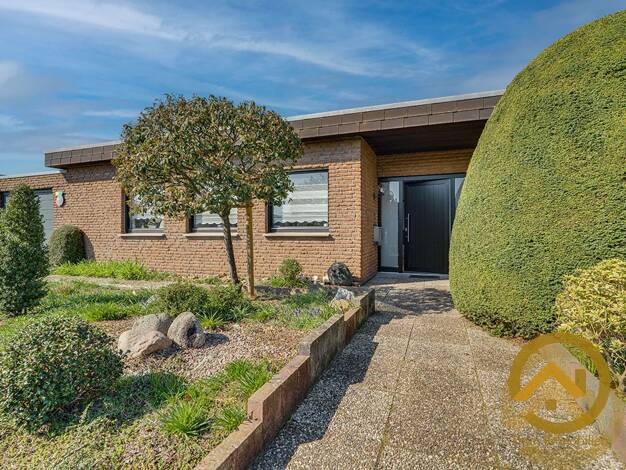 Bungalow zum Kauf 385.000 € 3,5 Zimmer 115 m² 487 m² Grundstück frei ab 01.09.2025 Uedem Uedem 47589