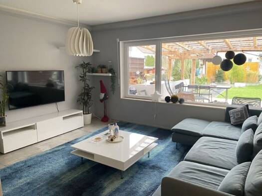 Reihenmittelhaus zur Miete 2.000 € 6 Zimmer 150 m² In der Reuth Erlangen 91056