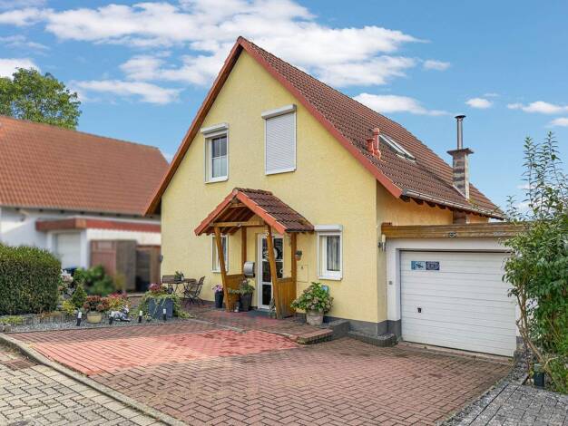 Einfamilienhaus zum Kauf 315.000 € 4 Zimmer 138 m² 402 m² Grundstück Edesheim Northeim 37154