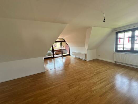 Wohnung zur Miete 790 € 3 Zimmer 87 m² Geschoss 1/2 frei ab sofort Harenberg Seelze 30926