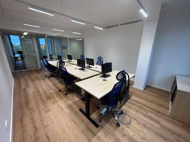 Bürofläche zur Miete provisionsfrei 650 € 4 m² Bürofläche Pelkovenstraße Moosach München 80992