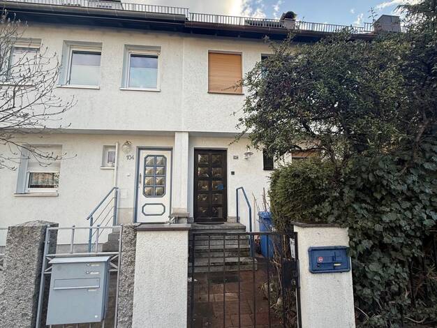 Reihenmittelhaus zum Kauf provisionsfrei 425.000 € 5 Zimmer 95 m² 156 m² Grundstück Valznerweiherstraße 102 Zerzabelshof Nürnberg 90480