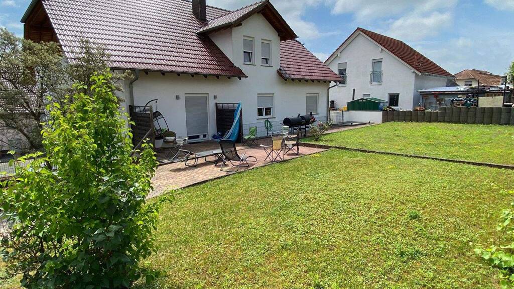 Einfamilienhaus zum Kauf 519.000 € 9 Zimmer 326 m² 665 m² Grundstück frei ab sofort Im Woogfeld 18 Obermohr Steinwenden 66879