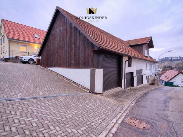 Mehrfamilienhaus zum Kauf 420.000 € 12 Zimmer 300 m² 912 m² Grundstück frei ab sofort Neusatz Bühl 77815