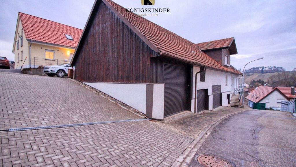 Mehrfamilienhaus zum Kauf 420.000 € 12 Zimmer 300 m² 912 m² Grundstück frei ab sofort Neusatz Bühl 77815