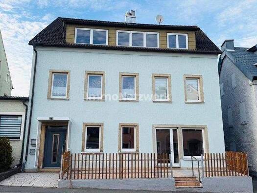 Haus zum Kauf 249.000 € 9 Zimmer 305 m² 430 m² Grundstück Konradsreuth 95176