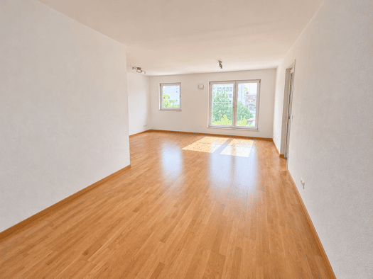 Wohnung zur Miete 1.200 € 3 Zimmer 93 m² 2. Geschoss frei ab 01.12.2026 Nikola Landshut 84034