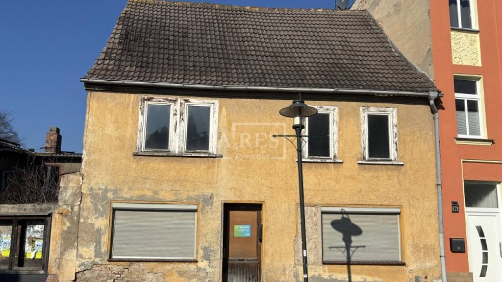 Mehrfamilienhaus zum Kauf als Kapitalanlage geeignet 20.000 € 200 m² 306 m² Grundstück Egeln 39435