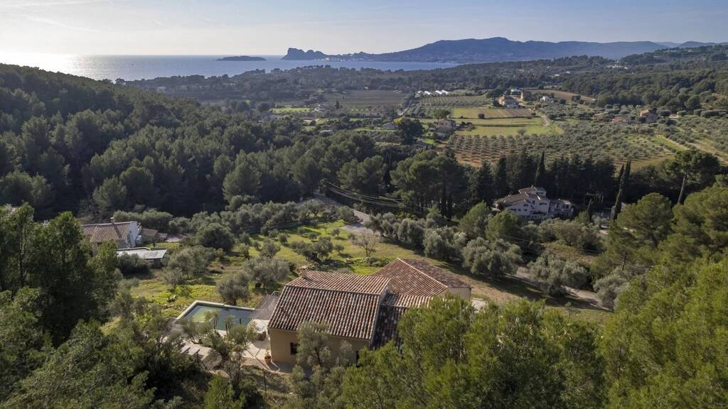 Einfamilienhaus zum Kauf 1.690.000 € 13 Zimmer 175 m² 7.777 m² Grundstück Grande Couronne LA CIOTAT 83270