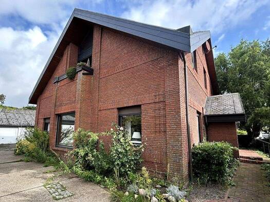 Wohnung zur Miete 1.107 € 3,5 Zimmer 123 m² frei ab sofort Marne 25709