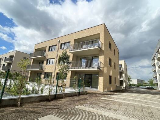 Wohnung zur Miete 1.101 € 3 Zimmer 74,1 m² 3. Geschoss Friedensstraße Leipziger Vorstadt Dresden 01097