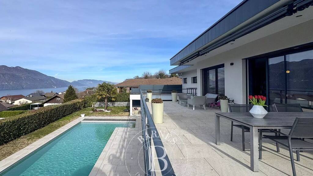 Einfamilienhaus zum Kauf 1.980.000 € 8 Zimmer 234,3 m² Tresserve 73100