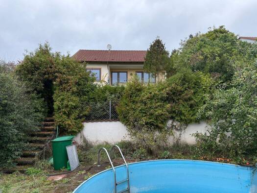 Einfamilienhaus zum Kauf 620.000 € 8 Zimmer 212 m² 1.698 m² Grundstück Emskirchen 91448