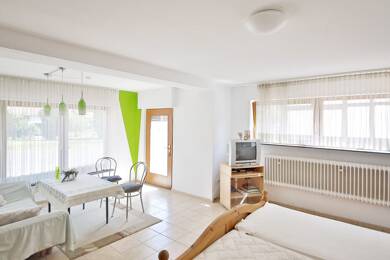 Mehrfamilienhaus zum Kauf 269.000 € 8 Zimmer 230 m² 979 m² Grundstück Bruchweiler-Bärenbach / Bärenbrunnerhof 76891
