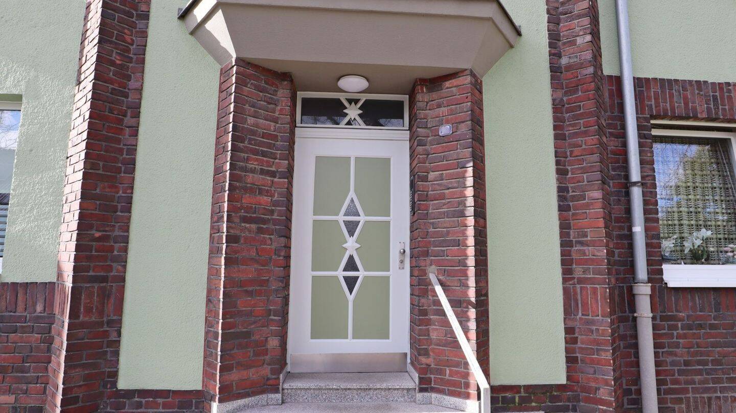 Immobilie in Ratingen - Charmantes und vermietetes Mehrfamilienhaus mit 7 Wohneinheiten in Ratingen-Mitte - Bild 2