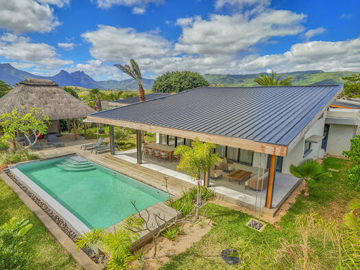 Villa zum Kauf 1.995.000 € 6 Zimmer 250 m² 2.273 m² Grundstück Tamarin 3548