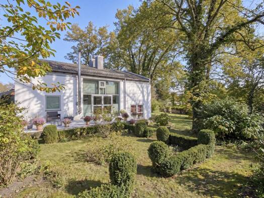 Villa zum Kauf 6 Zimmer 224 m² 2.027 m² Grundstück Feldafing Feldafing 82340