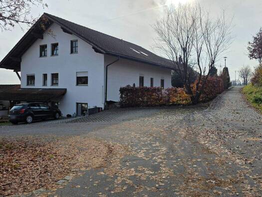 Wohnung zum Kauf 270.000 € 5 Zimmer 131 m² 1. Geschoss Eging a.See Eging am See 94535