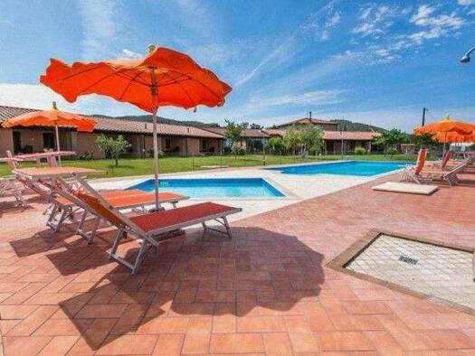 Einfamilienhaus zum Kauf 3.000.000 € 15 Zimmer 400 m² 100.000 m² Grundstück Follonica 58022