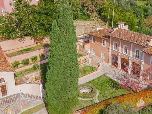 Haus zum Kauf 2.200.000 € 600 m² Pescia 51017