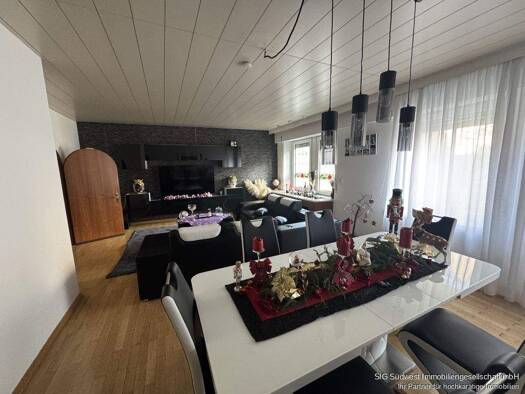 Haus zum Kauf 999.000 € 12 Zimmer 359,9 m² 384 m² Grundstück Eutingen Pforzheim  - Eutingen 75181