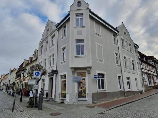 Wohnung zur Miete 370 € 1 Zimmer 43,5 m² 2. Geschoss frei ab sofort Langestr. 61 Waren Waren (Müritz) 17192