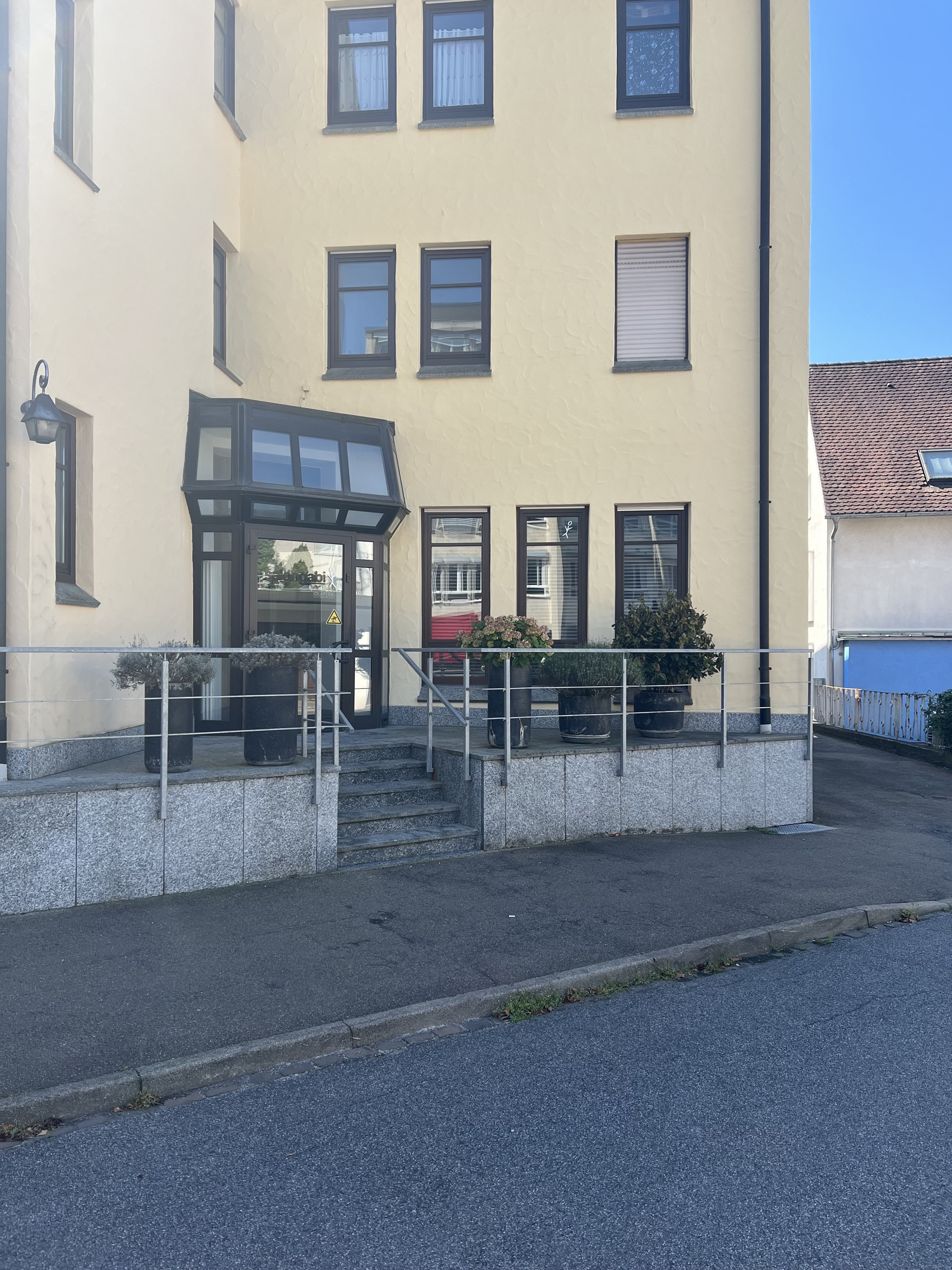 Büro-/Praxisfläche zur Miete 1.050 € 92 m²<br/>Bürofläche Laupheim Laupheim 88471