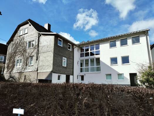 Haus zum Kauf 350.000 € 14 Zimmer 433 m² 443 m² Grundstück Bad Berleburg 57319