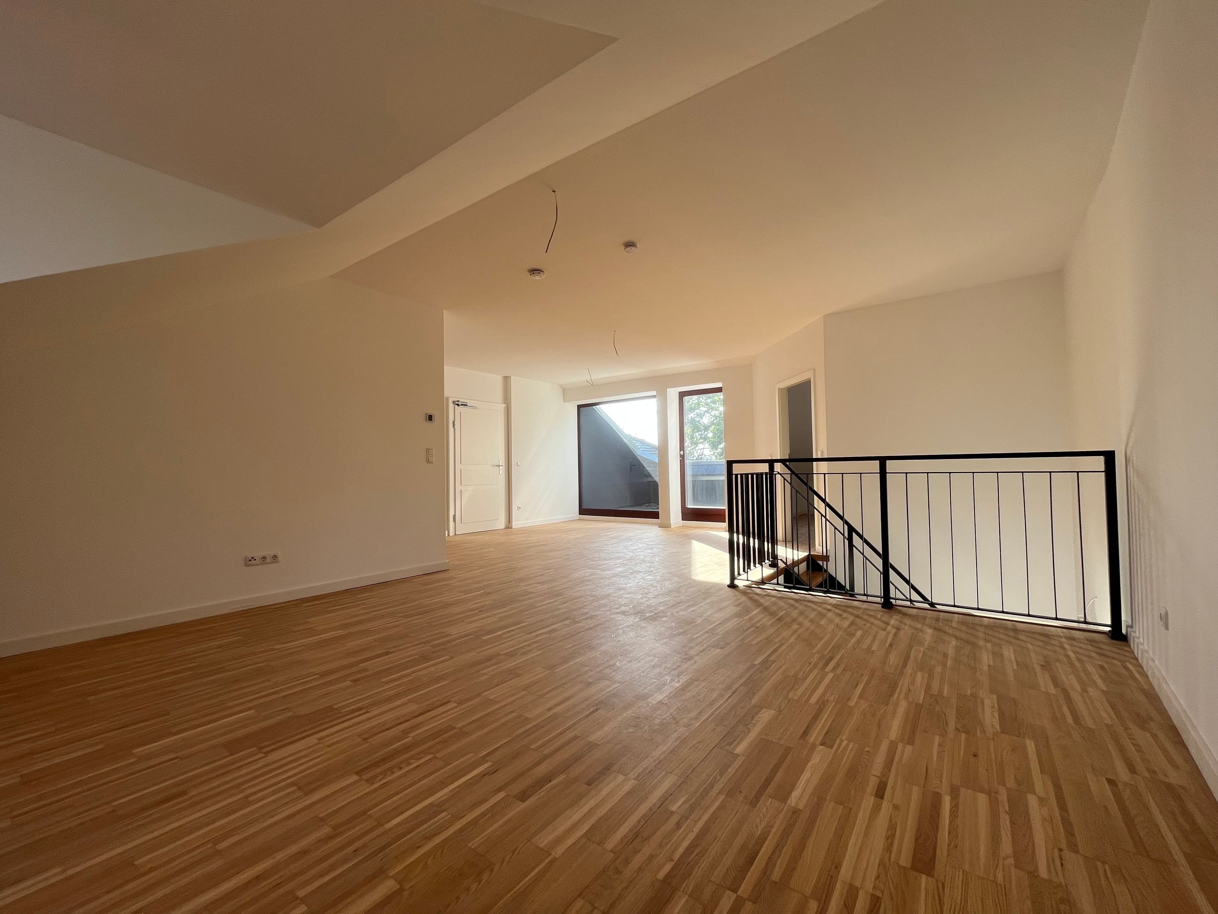 Maisonette zum Kauf 499.000 € 5 Zimmer 128 m²<br/>Wohnfläche 4.<br/>Geschoss ab sofort<br/>Verfügbarkeit Löbtau-Nord (Ebertplatz) Dresden 01159