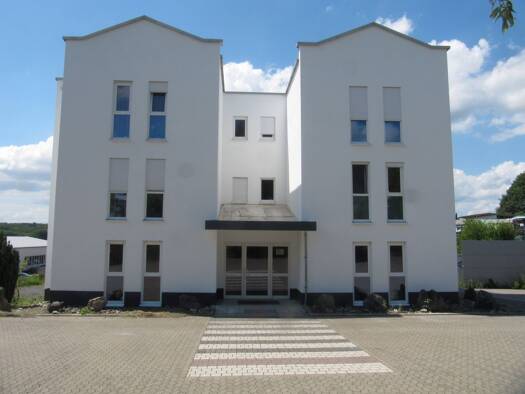 Büro zur Miete provisionsfrei 600 € 4,5 Zimmer 150 m² Bürofläche In der Struth 3 Hillscheid 56204