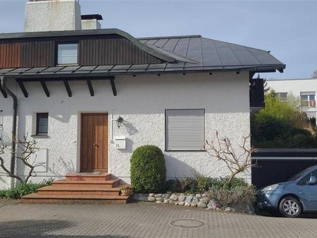 Doppelhaushälfte zur Miete 2.782 € 6 Zimmer 198,7 m² 450 m² Grundstück frei ab sofort Sackstraße 11a Gauting Gauting 82131