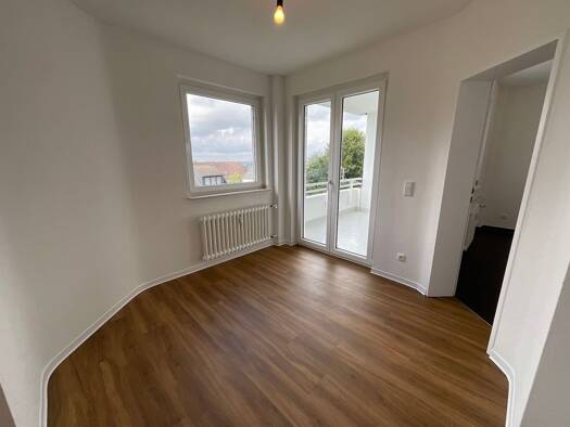 Wohnung zur Miete 690 € 3 Zimmer 81,9 m² 1. Geschoss Kastanienstraße 26 Süd Remscheid 42855