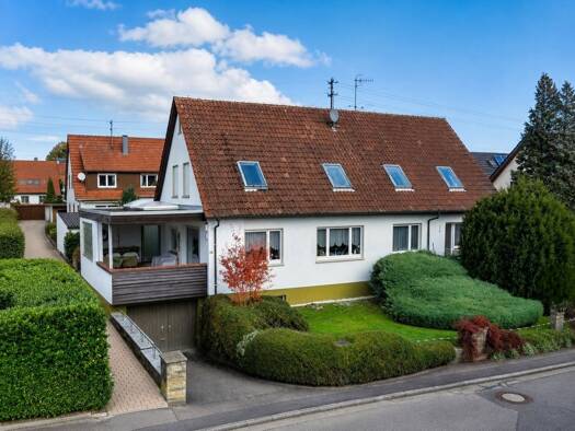 Einfamilienhaus zum Kauf 375.900 € 6,5 Zimmer 143 m² 595 m² Grundstück frei ab sofort Geislingen Geislingen 72351