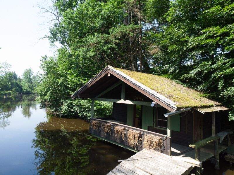 Freizeitgrundstück mit Seeliegenschaft - Pure Naherholung in Rosenheim