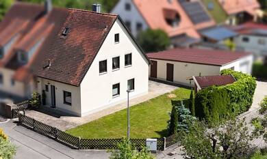 Doppelhaushälfte zum Kauf 4 Zimmer 75 m² 347 m² Grundstück frei ab sofort Planungsbezirk 502 Straubing 94315