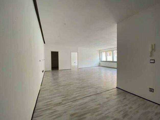 Wohnung zur Miete 670 € 2 Zimmer 96 m² 2. Geschoss Südweststadt Pforzheim 75173