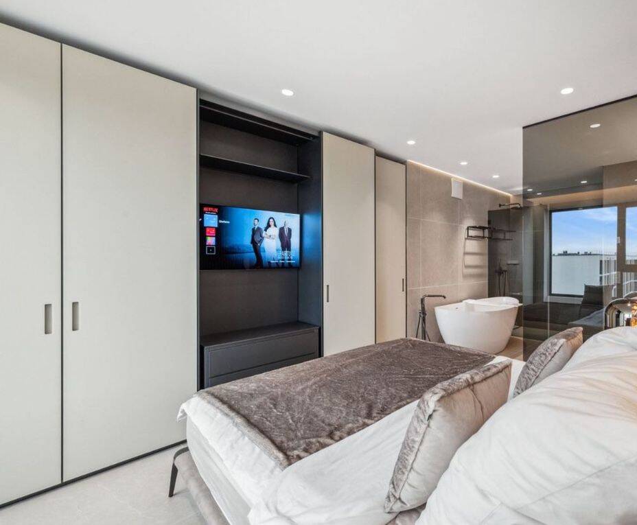 Property thumbnail 8